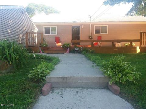 901 York St, Belding, MI 48809 photo 8
