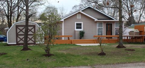 901 York St, Belding, MI 48809 photo 4