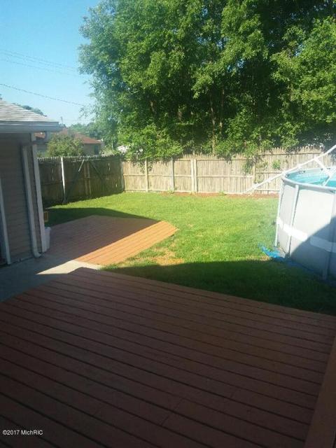 901 York St, Belding, MI 48809 photo 15