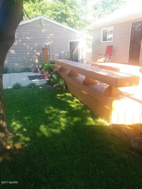 901 York St, Belding, MI 48809 photo 7