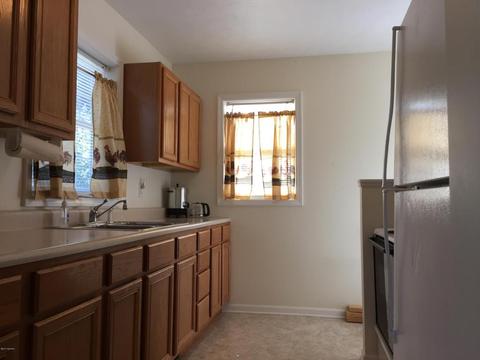335 Chippewa St, Buchanan, MI 49107 photo 8