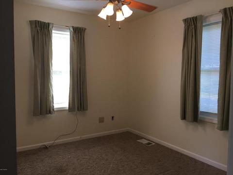 335 Chippewa St, Buchanan, MI 49107 photo 9