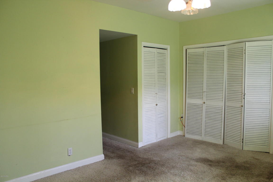 114 W Park St, Crystal, MI 48818 photo 22
