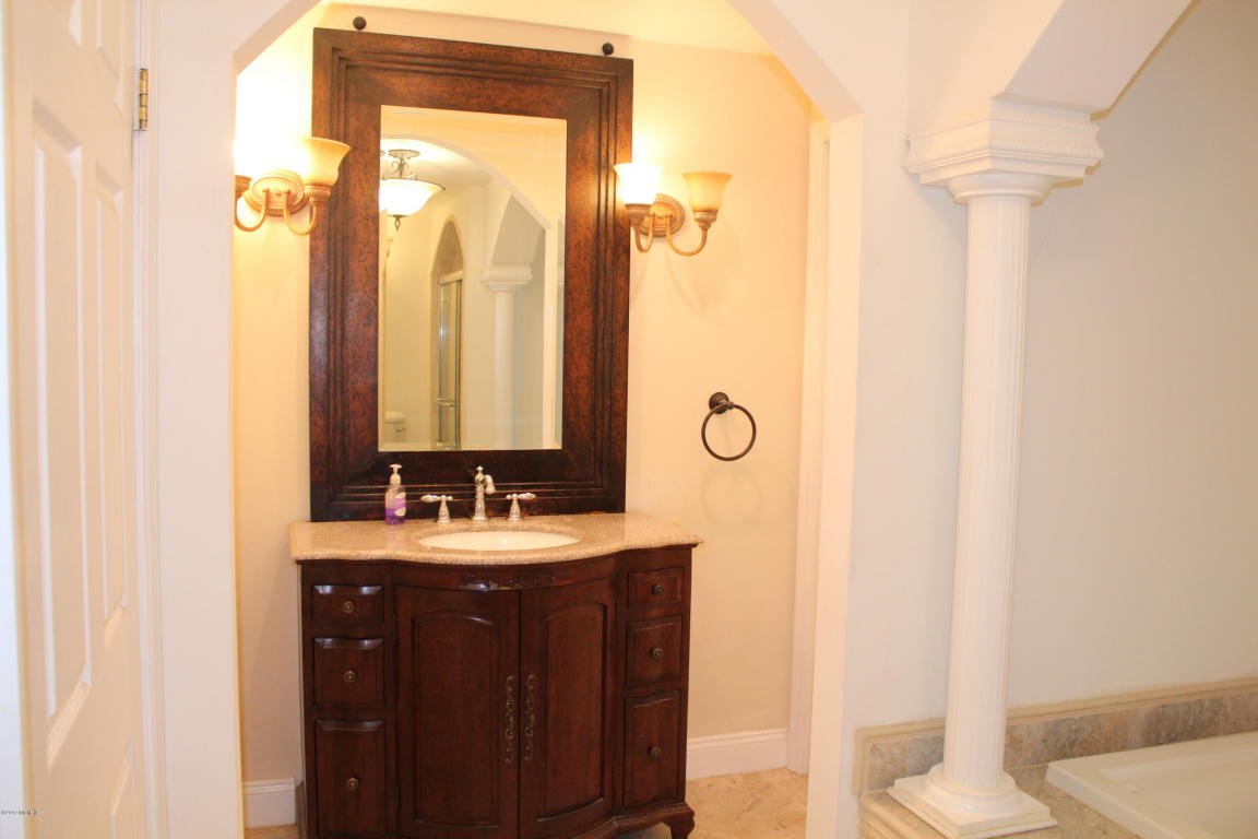 114 W Park St, Crystal, MI 48818 photo 17