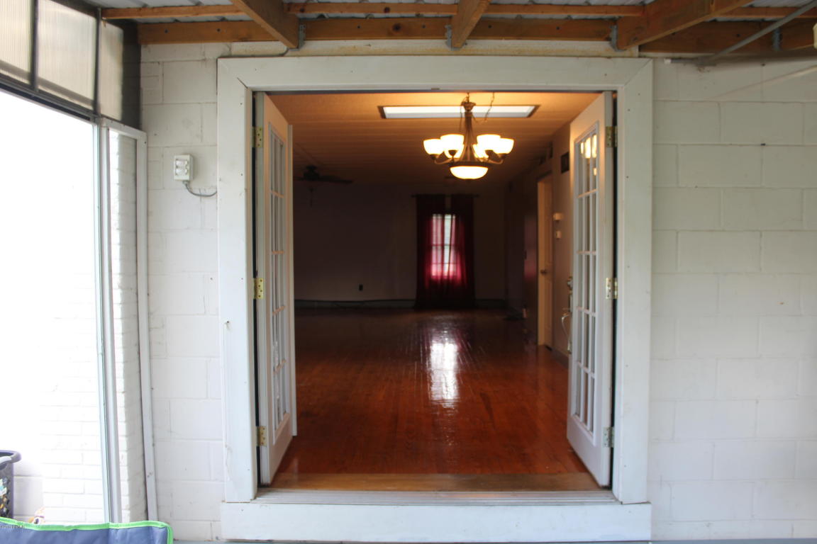 114 W Park St, Crystal, MI 48818 photo 42