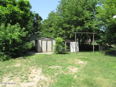 514 Maple St, Colon, MI 49040 photo 12