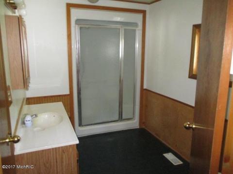 514 Maple St, Colon, MI 49040 photo 7