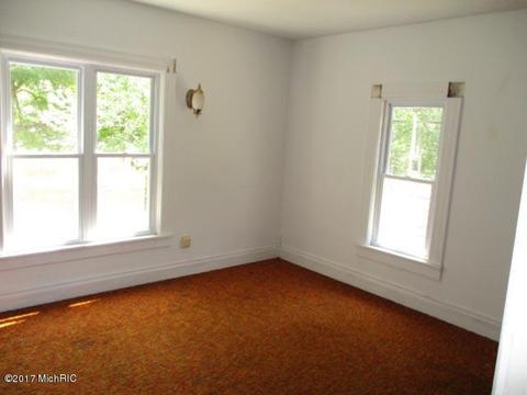 514 Maple St, Colon, MI 49040 photo 11