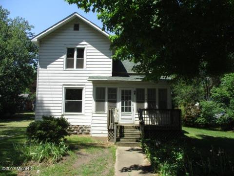 514 Maple St, Colon, MI 49040 photo 1