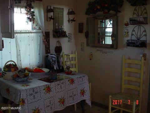 9615 Beecher, Pittsford, MI 49271 photo 10