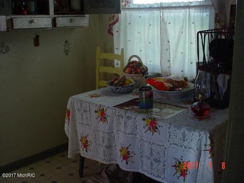 9615 Beecher, Pittsford, MI 49271 photo 8