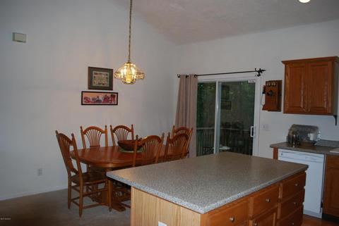 2232 Gee Dr SE, Lowell, MI 49331 photo 5