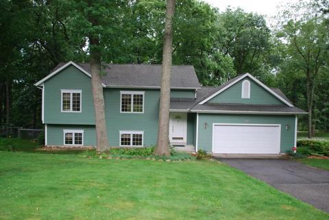 2232 Gee Dr SE, Lowell, MI 49331 photo 1