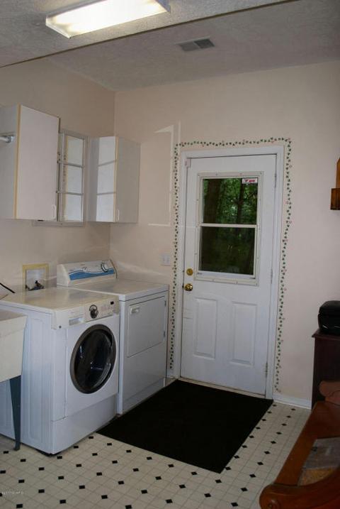 2232 Gee Dr SE, Lowell, MI 49331 photo 13
