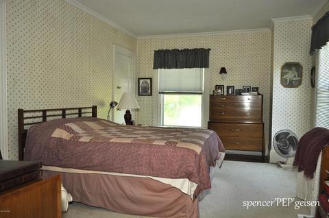 204 Hanover St, Belding, MI 48809 photo 22