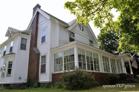 204 Hanover St, Belding, MI 48809 photo 35