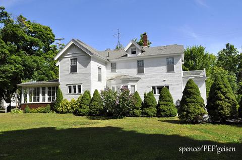 204 Hanover St, Belding, MI 48809 photo 29