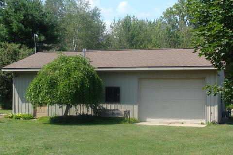6801 E Pakes Rd, Crystal, MI 48818 photo 2