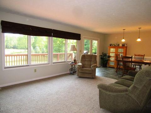 3042 E 6 Mile Rd, White Cloud, MI 49349 photo 4