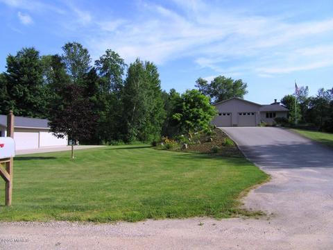 3042 E 6 Mile Rd, White Cloud, MI 49349 photo 18