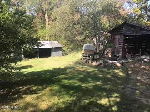 249 M89, Plainwell, MI 49080 photo 13