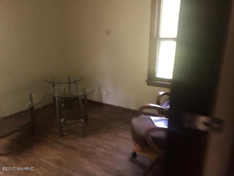 249 M89, Plainwell, MI 49080 photo 20