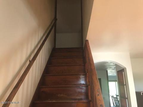249 M89, Plainwell, MI 49080 photo 24