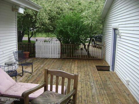 444 East Dr, Marshall, MI 49068 photo 7