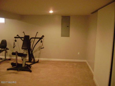 444 East Dr, Marshall, MI 49068 photo 16