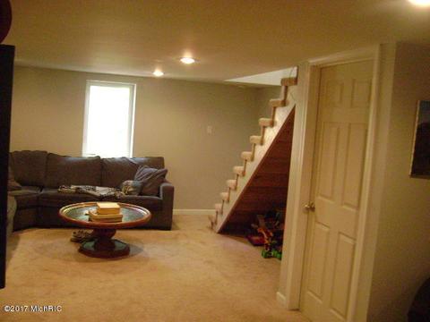 444 East Dr, Marshall, MI 49068 photo 19
