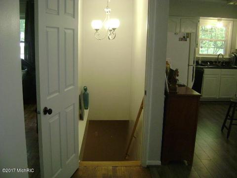 444 East Dr, Marshall, MI 49068 photo 14
