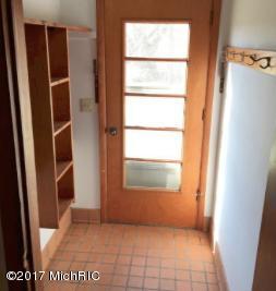318 Peach St, Whitehall, MI 49461 photo 8