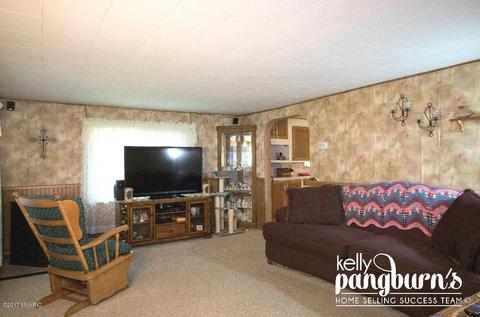 4246 E 104th St, Grant, MI 49327 photo 15