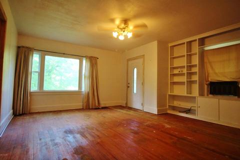 2505 S 3rd, Niles, MI 49120 photo 2