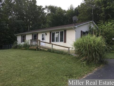8080 Tasker Rd, Bellevue, MI 49021 photo 2