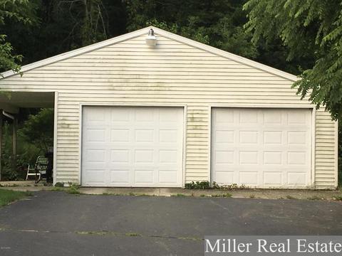 8080 Tasker Rd, Bellevue, MI 49021 photo 4