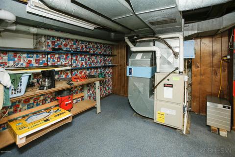 401 N Eagle St, Marshall, MI 49068 photo 25