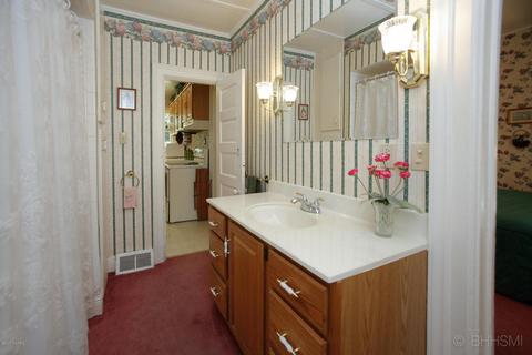 401 N Eagle St, Marshall, MI 49068 photo 14