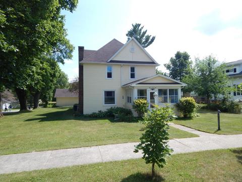 164 Exchange, Grant, MI 49327 photo 1
