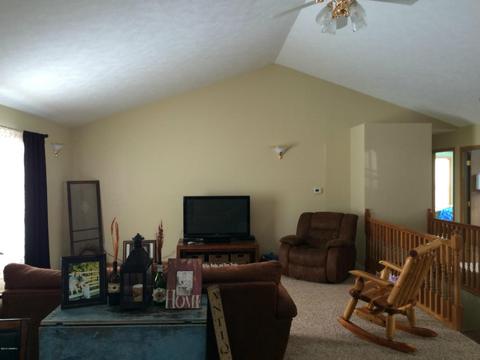 741 Millard St, Belding, MI 48809 photo 4