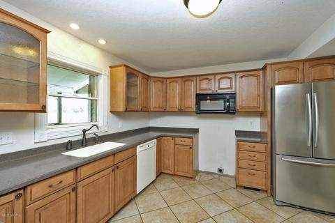 13100 E Ts Ave, Scotts, MI 49088 photo 2