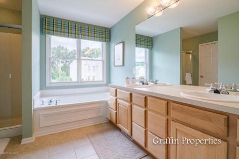 365 Oakwright Ct NE, Ada, MI 49301 photo 34