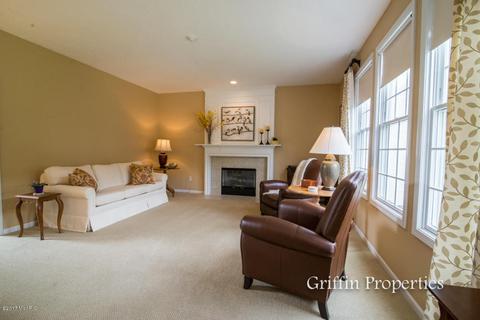 365 Oakwright Ct NE, Ada, MI 49301 photo 10