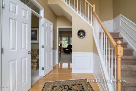 365 Oakwright Ct NE, Ada, MI 49301 photo 5