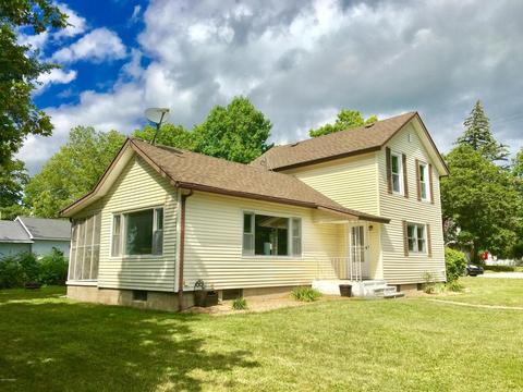221 E Walnut St, Carson City, MI 48811 photo 40