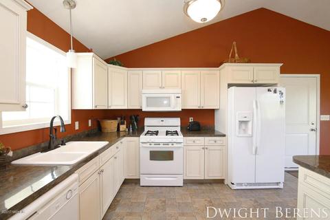 4388 Cimarron, Dorr, MI 49323 photo 10
