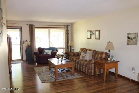 7718 N Easy St, Whitehall, MI 49461 photo 5