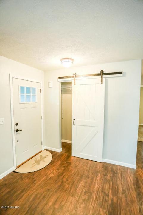 14610 N Main, Buchanan, MI 49107 photo 4