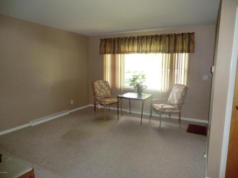 100 Smith St, Coldwater, MI 49036 photo 4