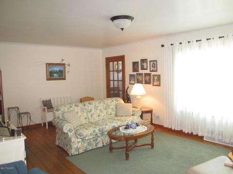 340 E Pine St, Fremont, MI 49412 photo 5